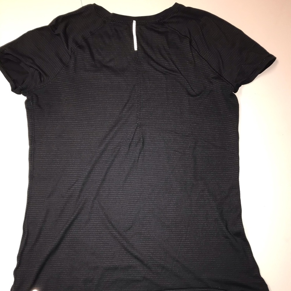 lululemon athletica Black Short Sleeve Tee